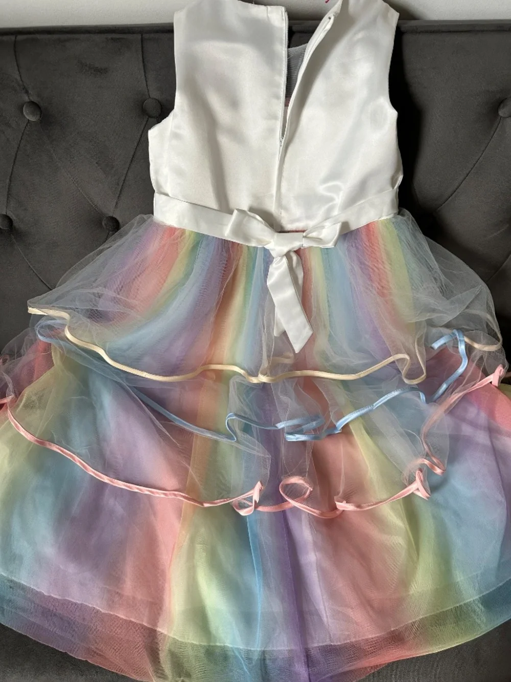 Beautiful Unicorn Princess Dress – With Flowers and Colorful Tulle